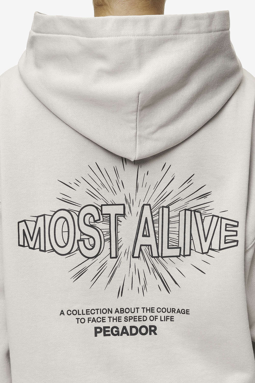 Pegador Nisa Oversized Hoodie Washed Moon Grey Detailshot aus der Most Alive Kollektion für DaHerren