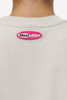 Pegador Tori Heavy Oversized Tee Washed Moon Grey Detailshot aus der Most Alive Kollektion für DaHerren