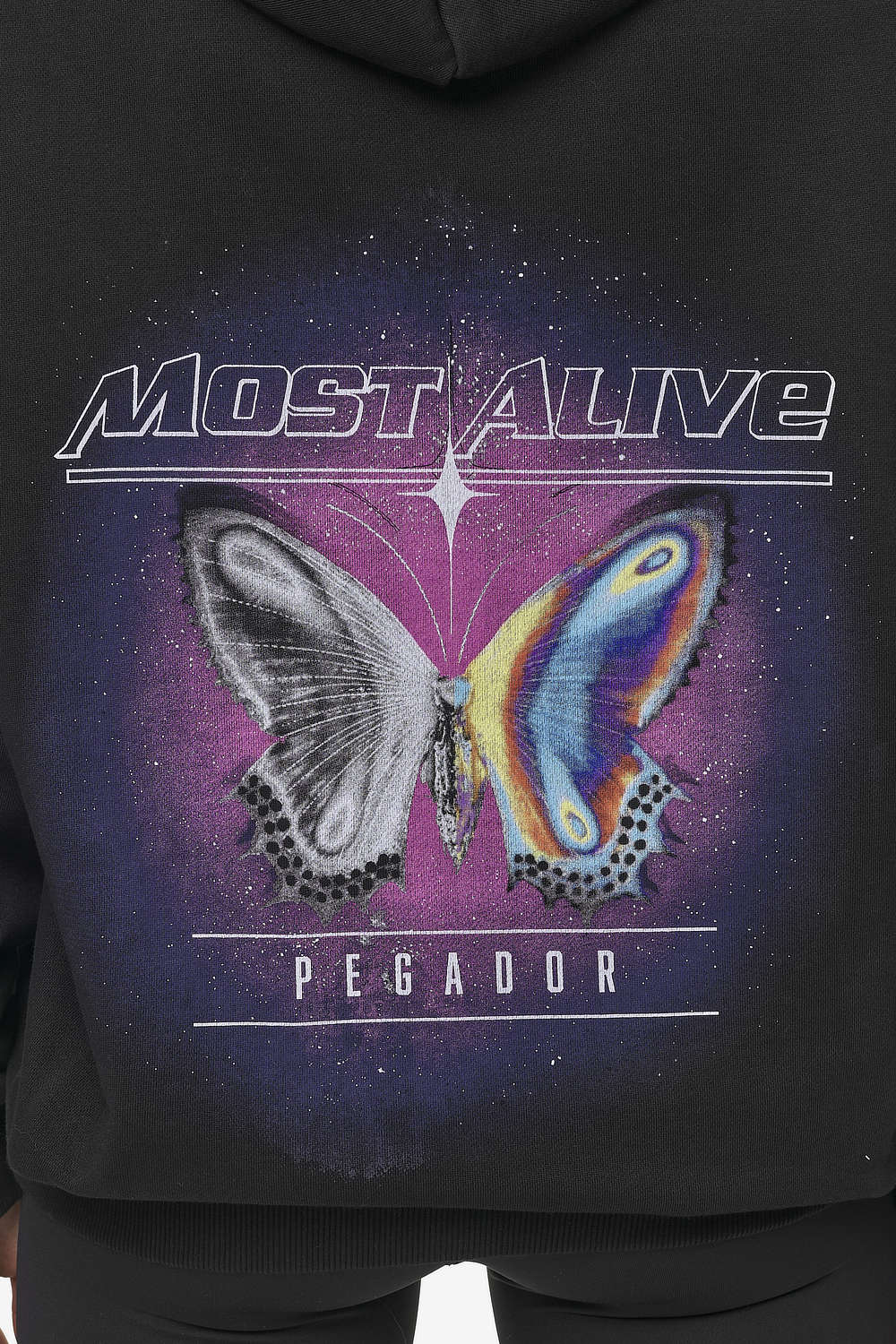 Pegador Nena Oversized Hoodie Washed Black Detailshot aus der Most Alive Kollektion für DaHerren