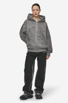 Pegador Julia Oversized Sweat Jacket Oil Dyed Deep Grey Ganzkörper Bild aus der Most Alive Kollektion für DaHerren