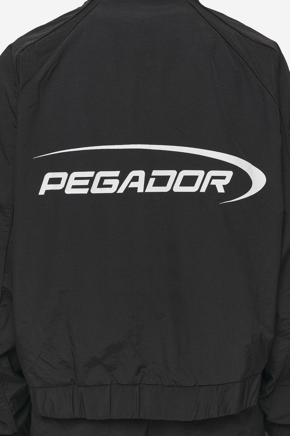 Pegador Jella Trackjacket Black Detailshot aus der Most Alive Kollektion für DaHerren