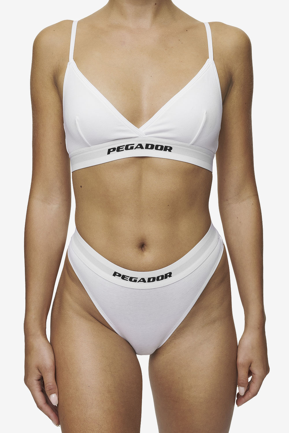 Pegador Emra String White Black Detailshot aus der Most Alive Kollektion für DaHerren