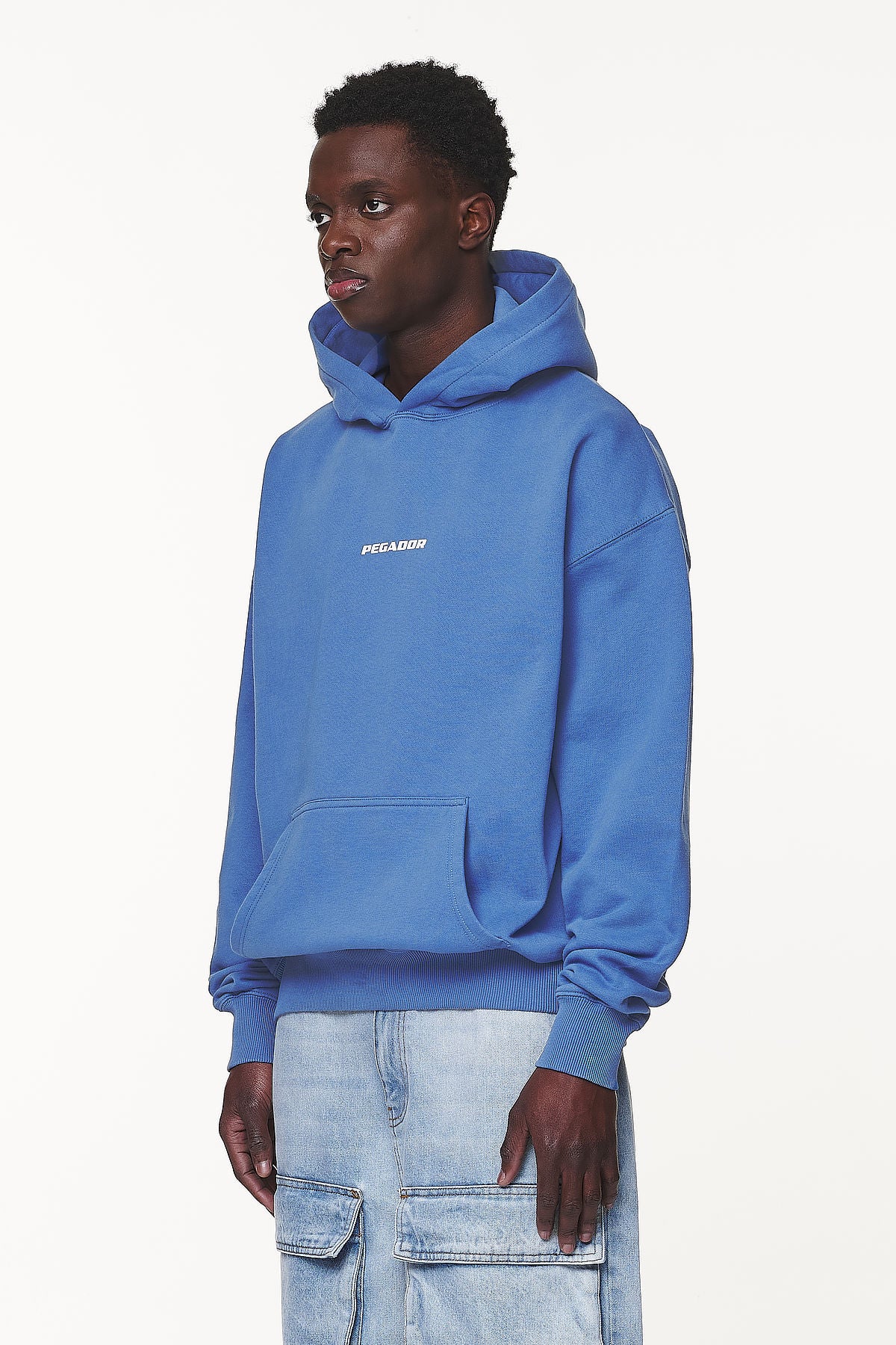 Pegador Colne Logo Oversized Hoodie Washed Retro Blue Gegenansicht aus der Never Too Late Kollektion für Herren