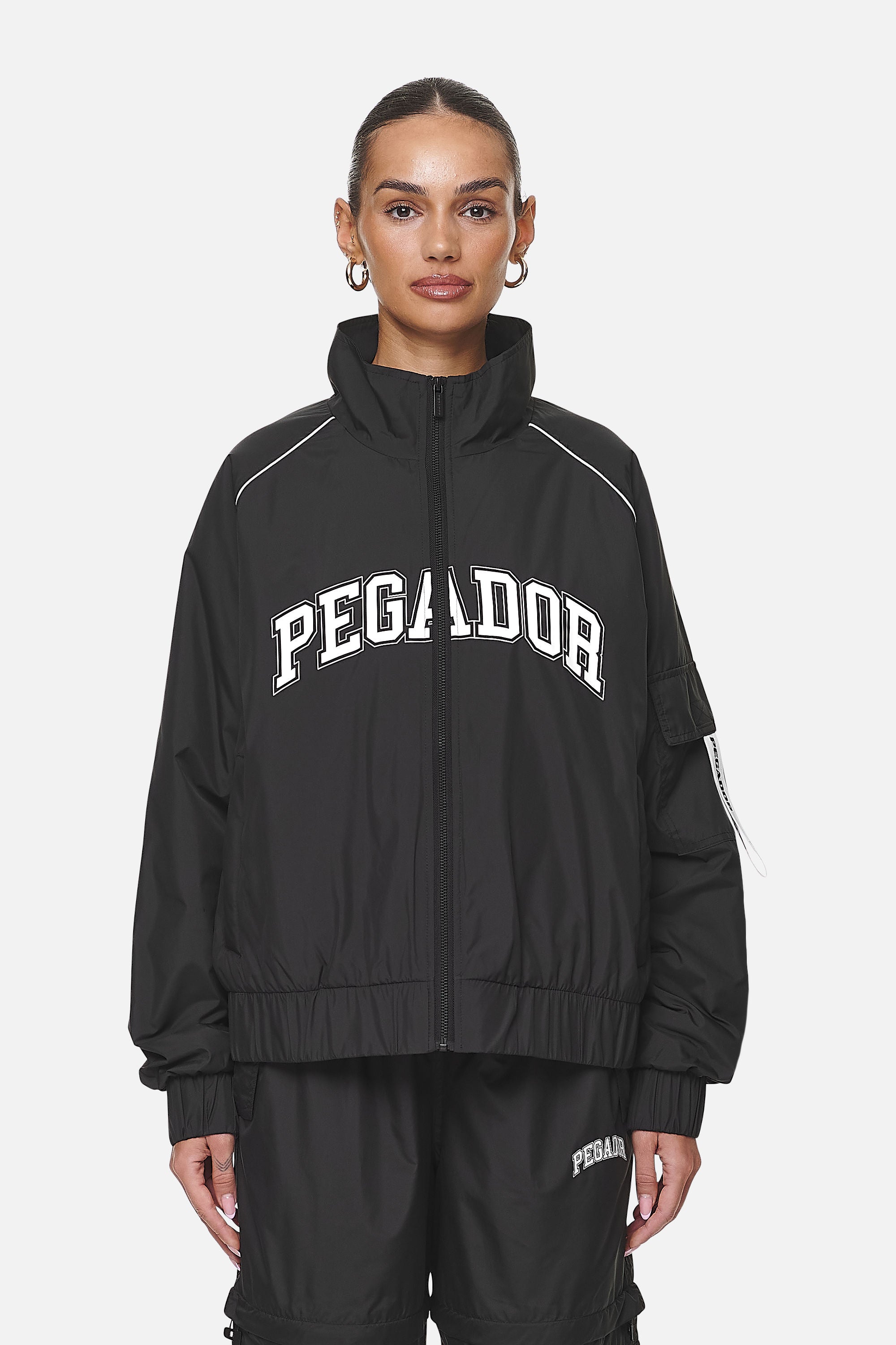 Pegador Bulman Tracksuit Jacket Black Hauptansicht aus der Never Too Late Kollektion für DaHerren