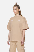 Pegador Airville Heavy Oversized Tee Washed Safari Sand Gegenansicht aus der Never Too Late Kollektion für DaHerren