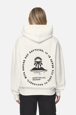 Pegador Palmyra Oversized Hoodie Washed Coconut Milk Hauptansicht aus der Never Too Late Kollektion für DaHerren