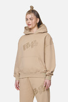 Pegador Julago Oversized Hoodie Washed Safari Sand Seitenansicht aus der Never Too Late Kollektion für DaHerren