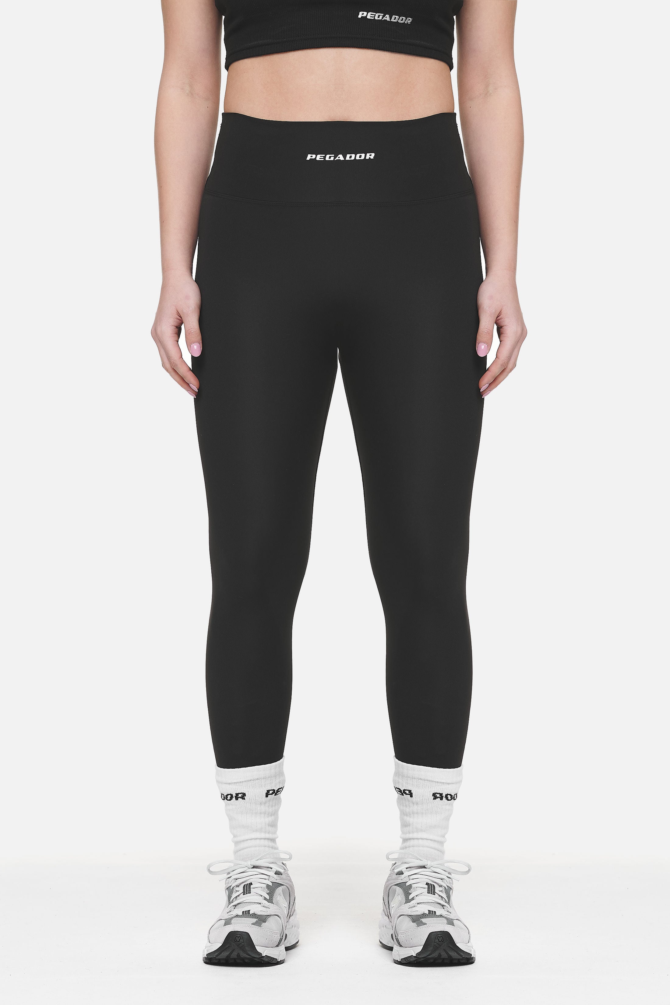 Pegador Kilgra Leggings Black Hauptansicht aus der Never Too Late Kollektion für DaHerren