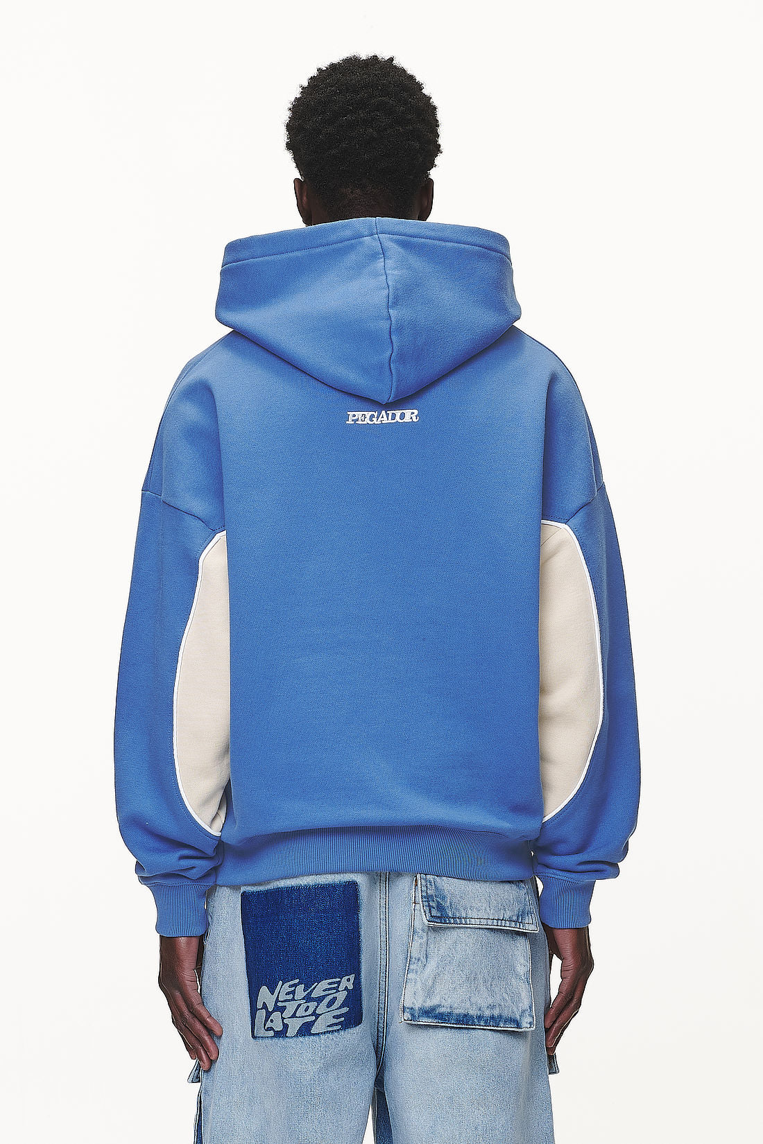 Pegador Farro Boxy Hoodie  Washed Retro Blue Gegenansicht aus der Never Too Late Kollektion für Herren