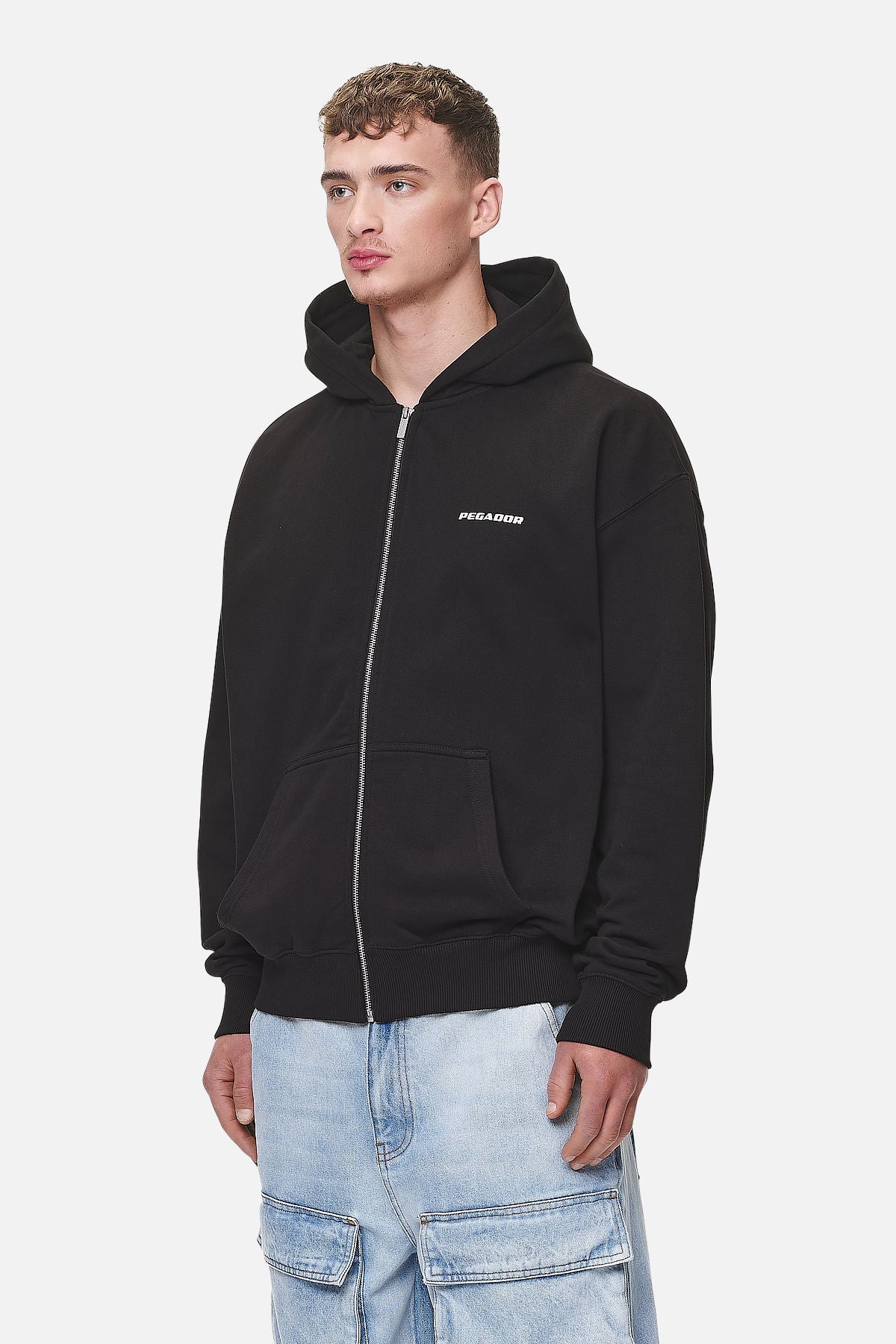 Pegador Colne Logo Oversized Sweat Jacket Washed Black Gegenansicht aus der Never Too Late Kollektion für Herren