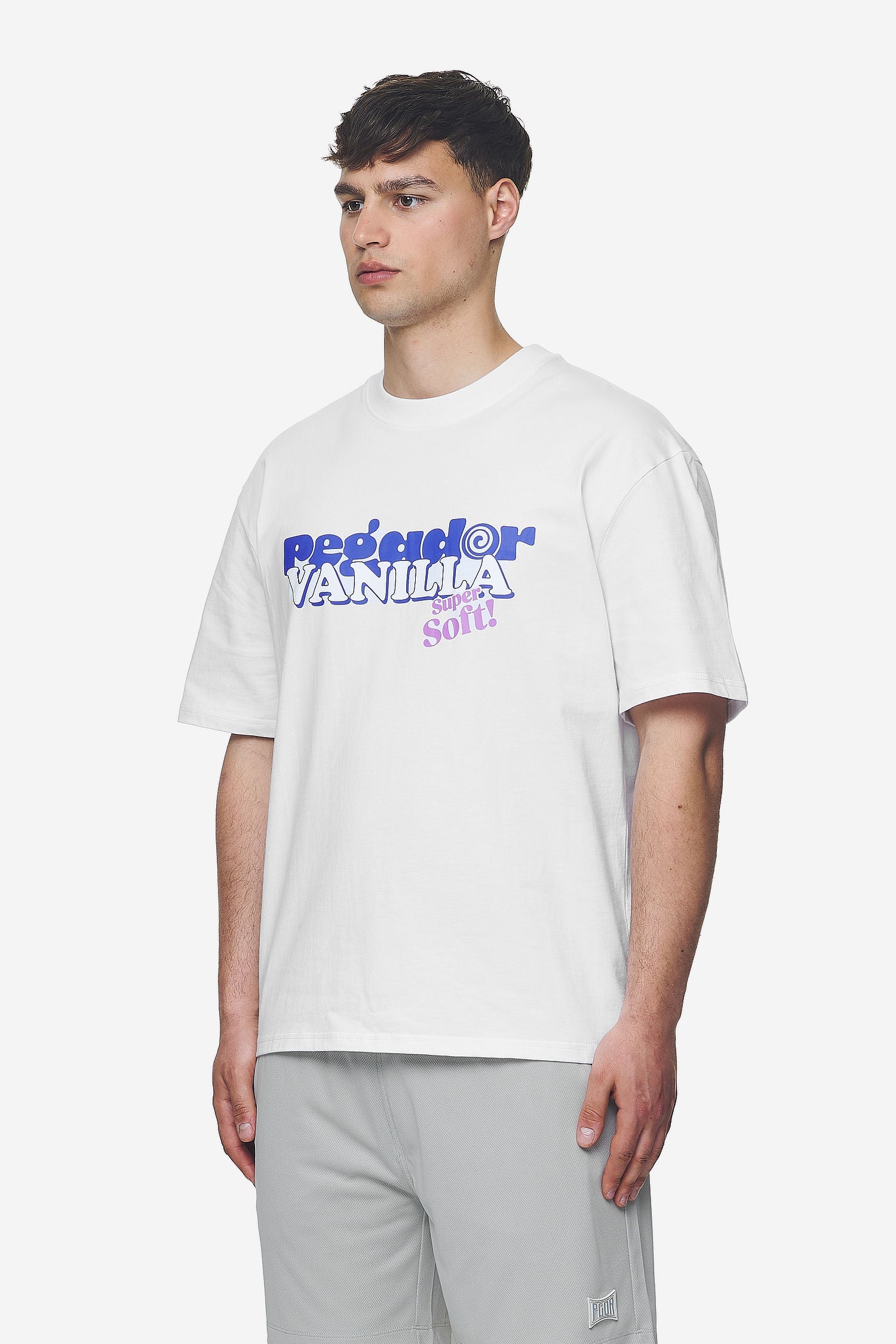 Pegador Hamlin Oversized Tee White Seitenansicht aus der Next Wave Kollektion für Herren