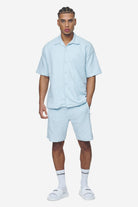 Pegador Libco Structured Knit Shirt Baby Blue Detailshot aus der Next Wave Kollektion für Herren