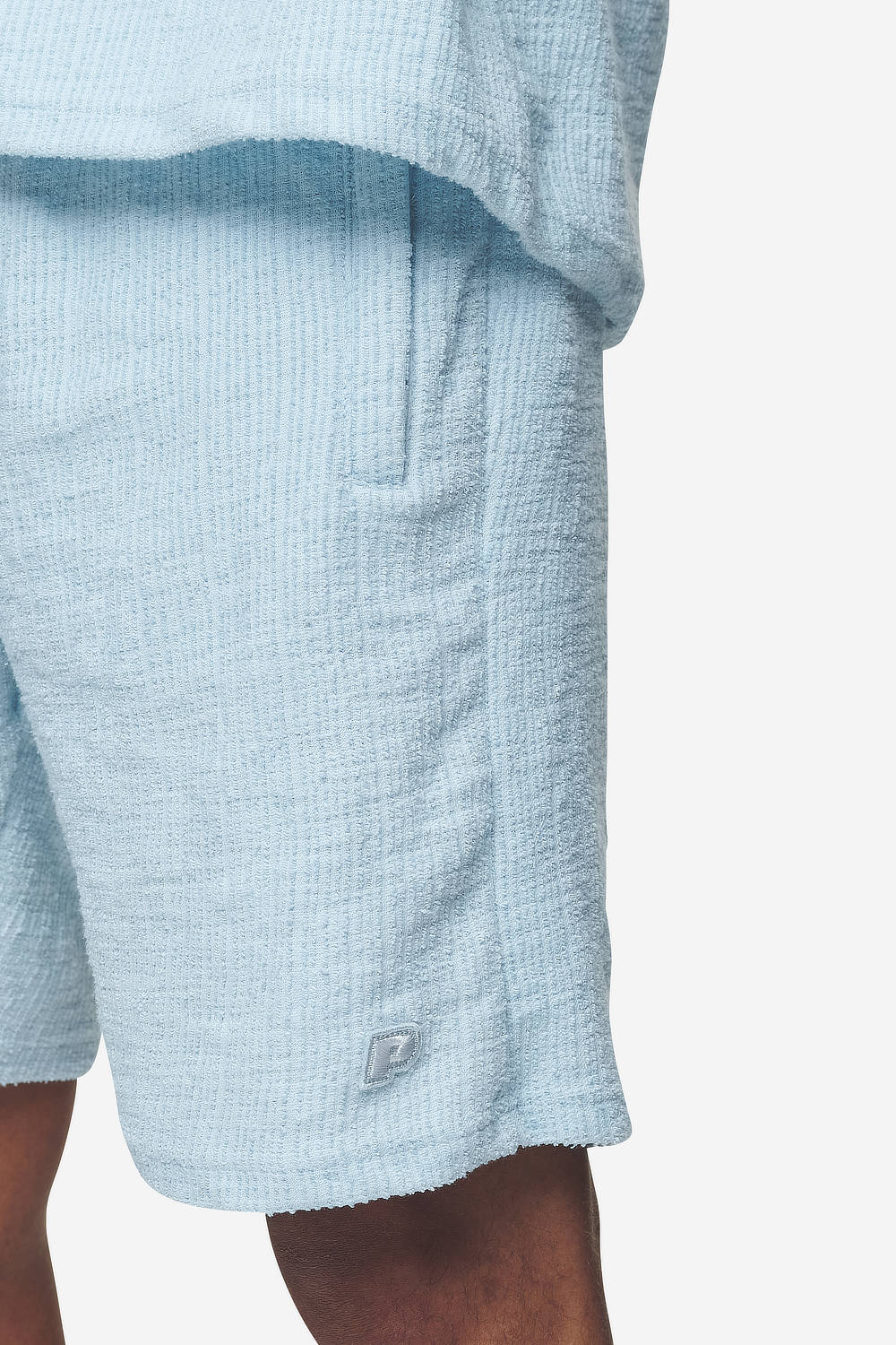 Pegador Libco Structured Knit Shorts Baby Blue Detailshot aus der Next Wave Kollektion für Herren