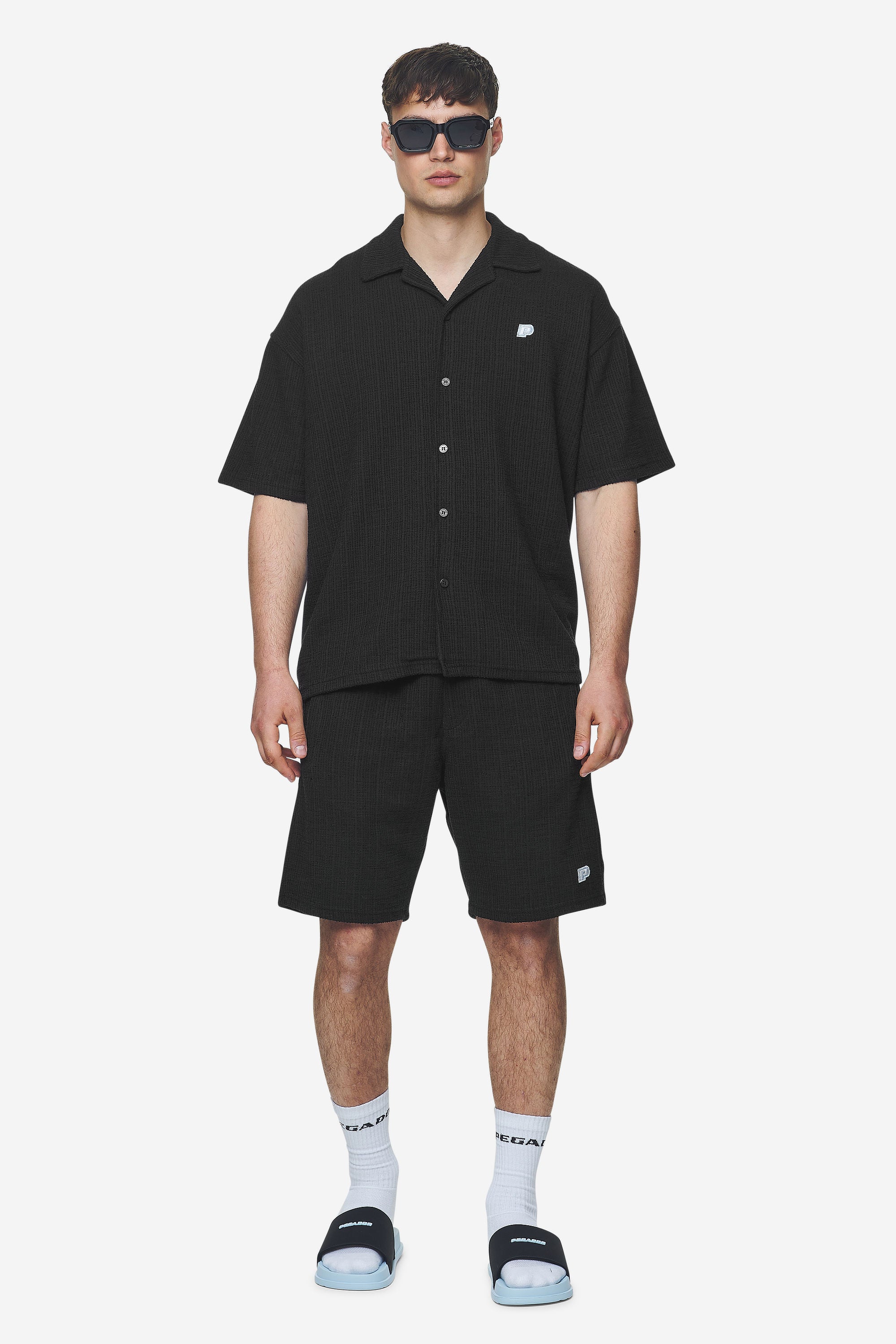 Pegador Libco Structured Knit Shirt Black Ganzkörper Bild aus der Next Wave Kollektion für Herren