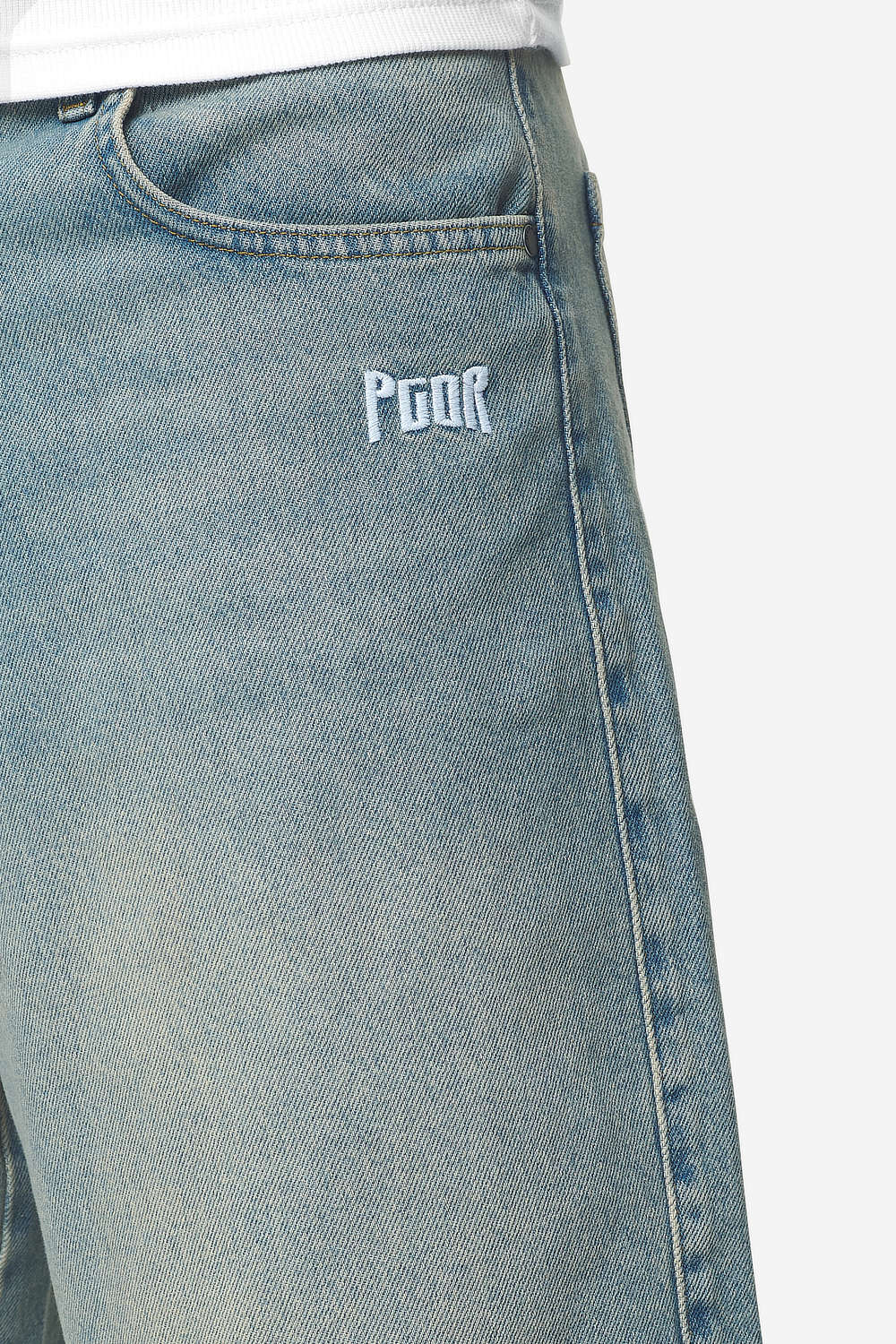 Pegador Alcoa Jorts Washed Vintage Blue Detailshot aus der Next Wave Kollektion für Herren