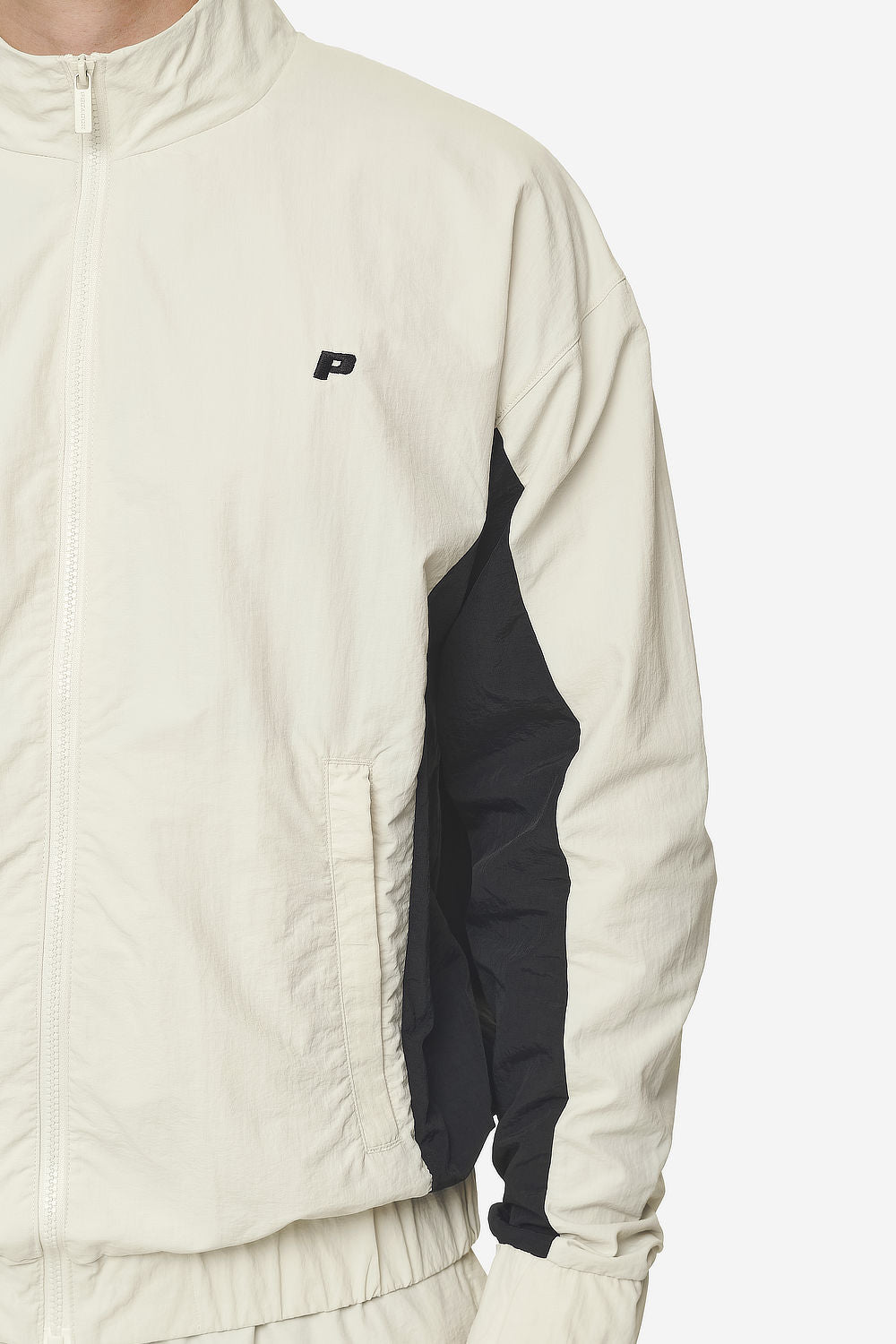 Pegador Wolsey Track Jacket Salty Cream Black Detailshot aus der Next Wave Kollektion für Herren