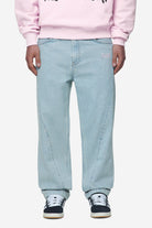 Pegador Valmar Baggy Jeans Sand Washed Blue Hauptansicht aus der Next Wave Kollektion für Herren