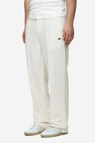 Pegador Serrano Wide Suit Pants Salty Cream Seitenansicht aus der Next Wave Kollektion für Herren