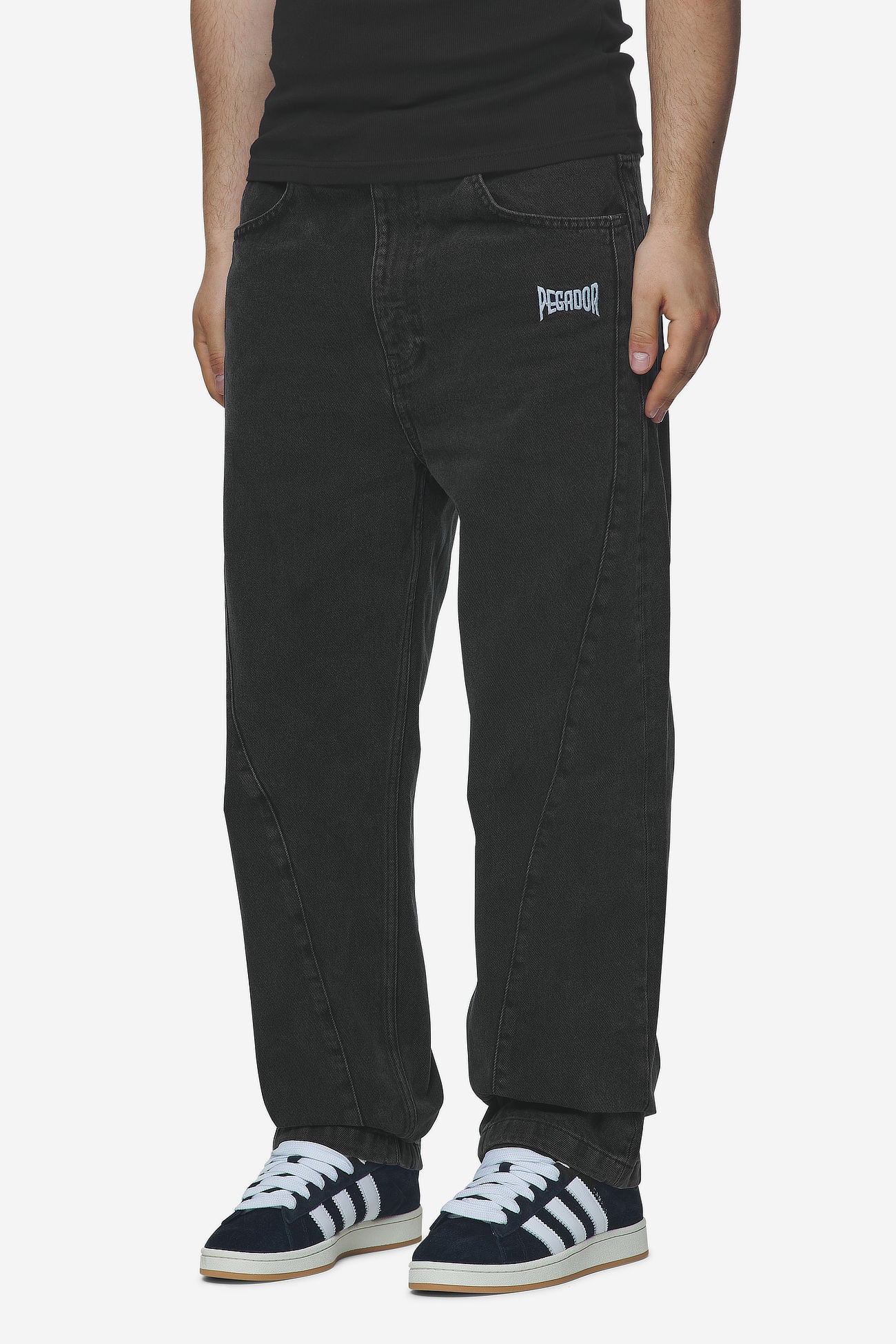 Pegador Valmar Baggy Jeans Washed Black Seitenansicht aus der Next Wave Kollektion für Herren