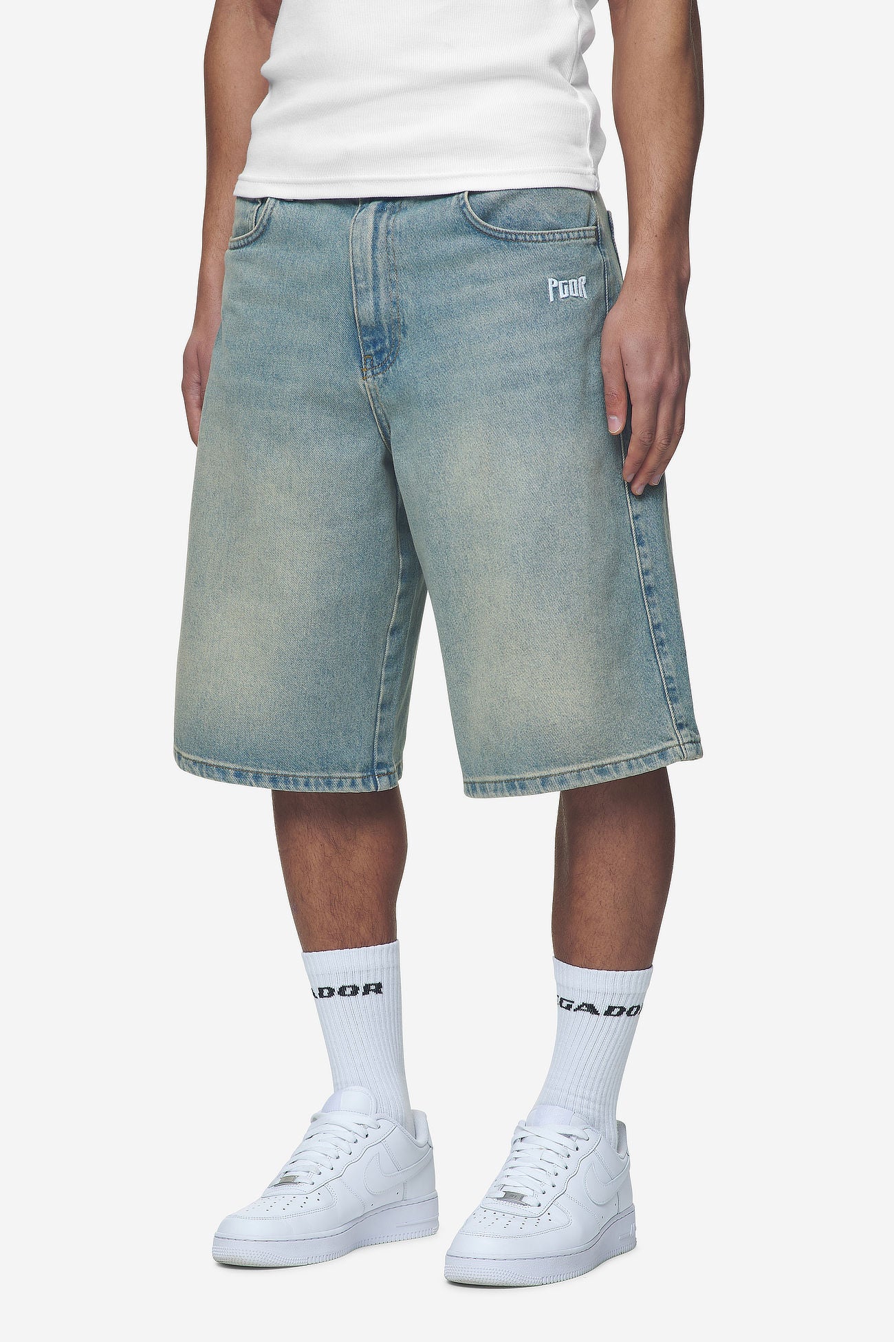 Pegador Alcoa Jorts Washed Vintage Blue Seitenansicht aus der Next Wave Kollektion für Herren