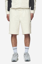 Pegador Shaft Bermuda Shorts Salty Cream Hauptansicht aus der Next Wave Kollektion für Herren