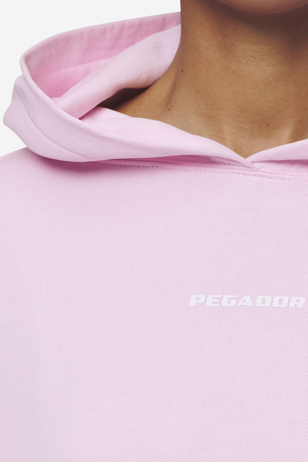 Pegador Luna Logo Oversized Cropped Hoodie Washed Bubblegum White Detailshot aus der Next Wave Kollektion für DaHerren