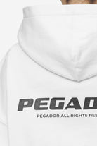 Pegador Lana Logo Cropped Sweat Jacket White Black Detailshot aus der Next Wave Kollektion für DaHerren