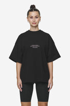 Pegador Naia Heavy Oversized Tee Black Seitenansicht aus der Next Wave Kollektion für DaHerren