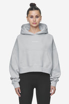 Pegador Salita Oversized Cropped Hoodie Washed Sky Grey White Gum Hauptansicht aus der Next Wave Kollektion für DaHerren