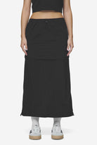 Pegador Delia 2-In-1 Parachute Skirt Black Gegenansicht aus der Next Wave Kollektion für DaHerren