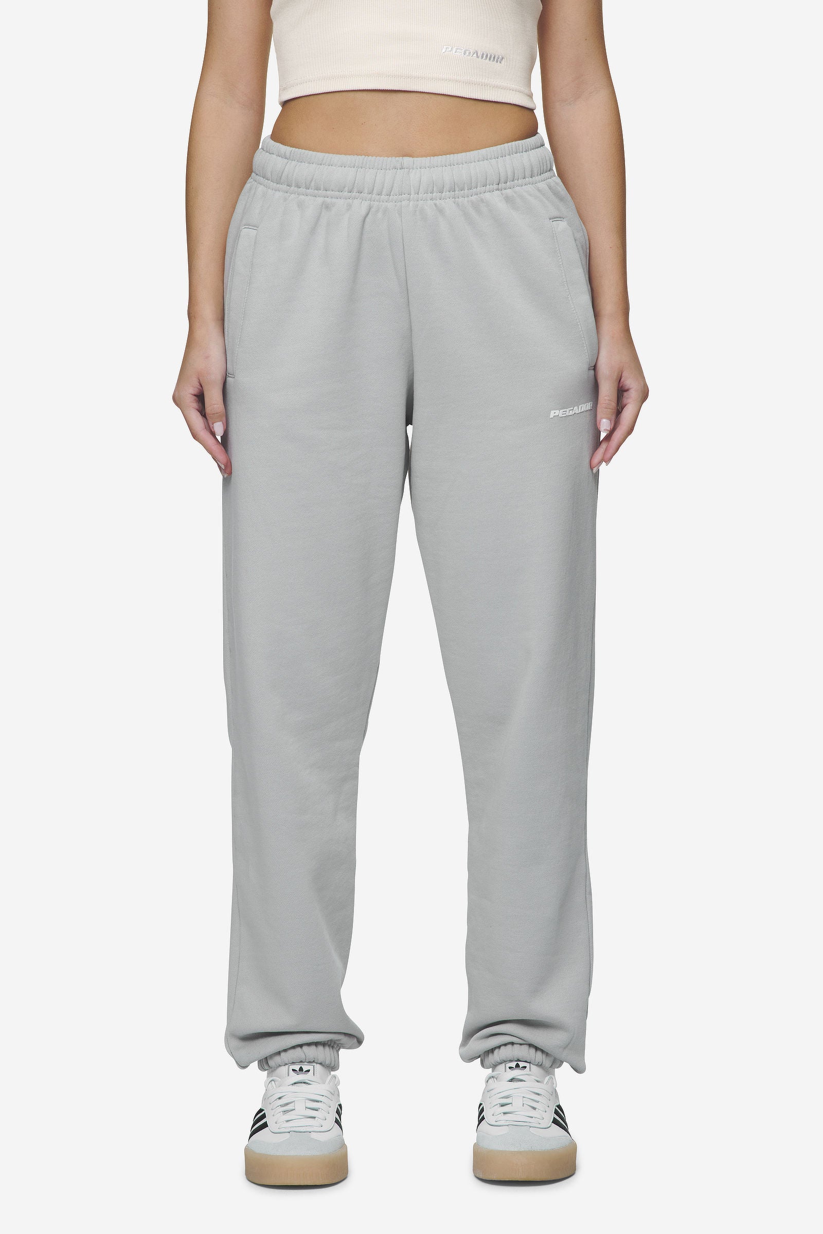 Pegador Villa High Waisted Sweat Pants Washed Sky Grey White Gum Hauptansicht aus der Next Wave Kollektion für DaHerren