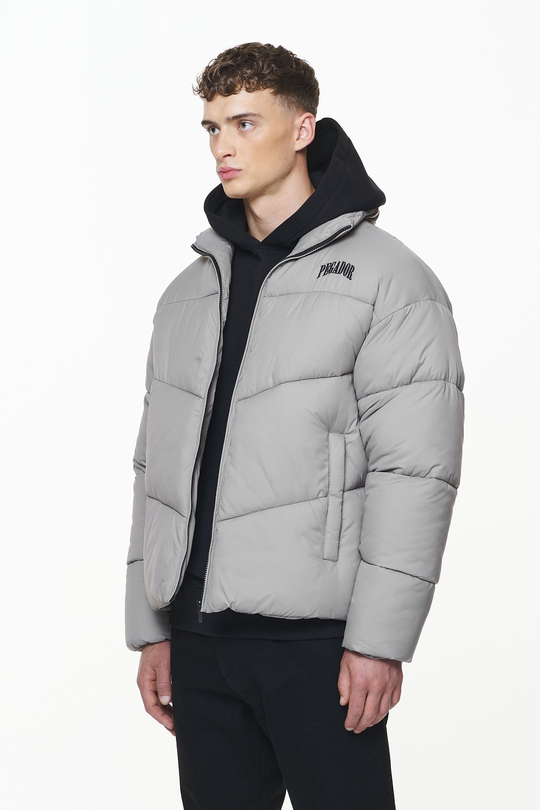 Pegador Spiller Puffer Jacket Rock Grey Gegenansicht aus der PEGADOR® Outerwear 23 Kollektion für Herren