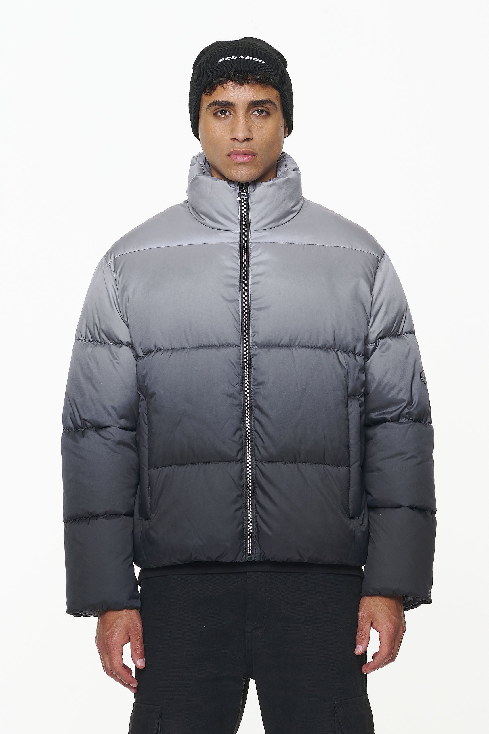 Pegador Tunis Faded Puffer Jacket Dark Grey Seitenansicht aus der PEGADOR® Outerwear 23 Kollektion für Herren