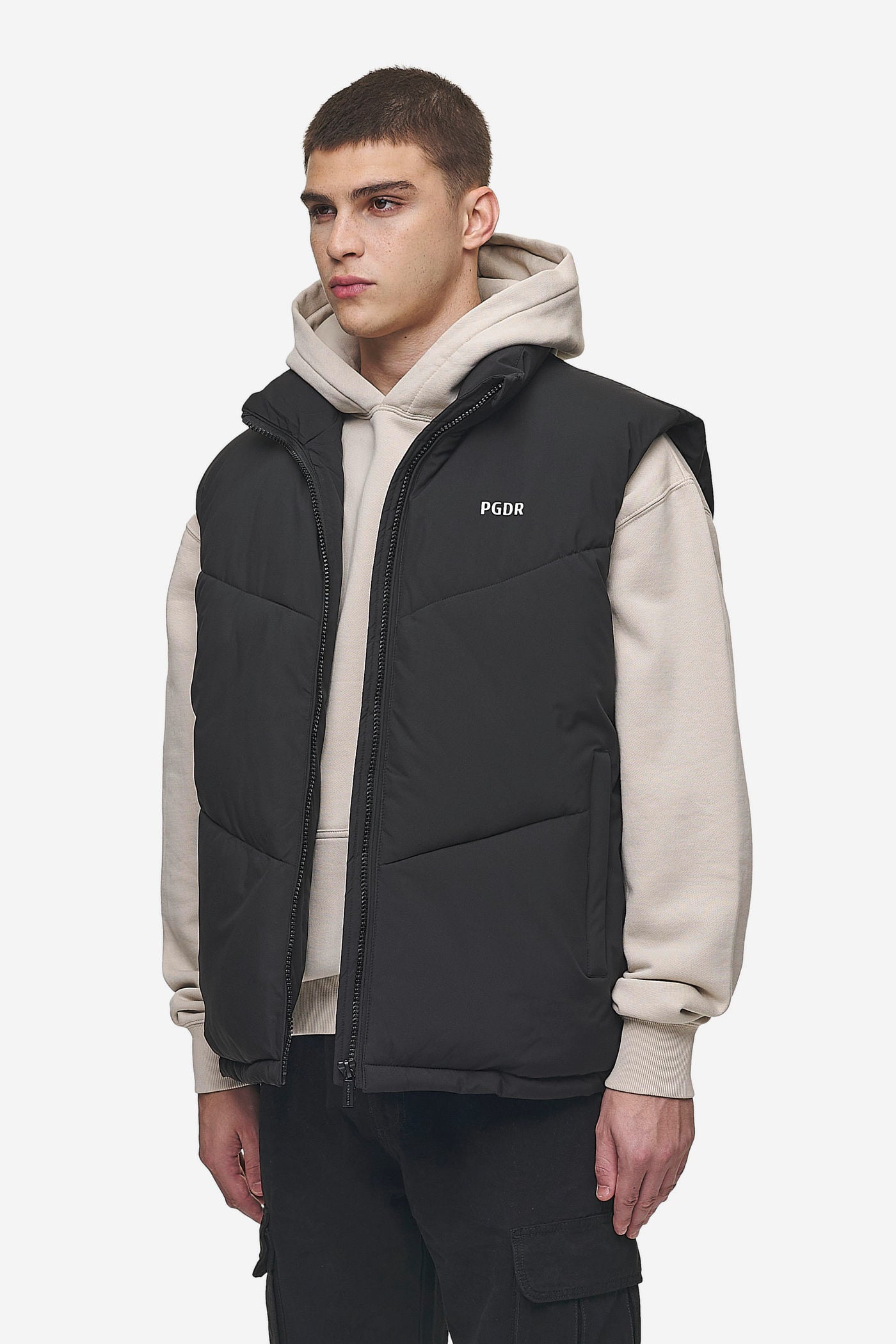 Pegador Leddy Oversized Puffer Vest Black Gegenansicht aus der PEGADOR® Outerwear 24 Kollektion für Herren