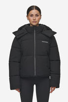 Pegador Blanca Puffer Jacket Black Seitenansicht aus der PEGADOR® Outerwear 24 Kollektion für DaHerren