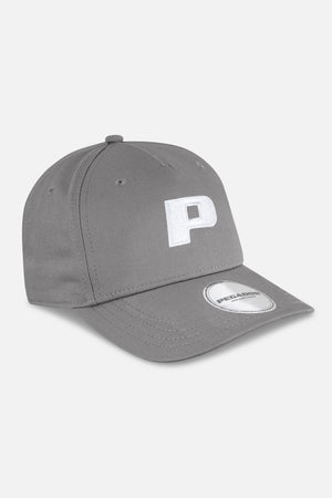 Pegador P Logo Cap Cool Grey White Hauptansicht aus der Never Too Late Kollektion für Herren