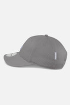 Pegador P Logo Cap Cool Grey White Ganzkörper Bild aus der Never Too Late Kollektion für Herren