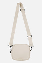 Pegador Skibo Logo Faux Leather Shoulder Strap Bag Desert Sand Ganzkörper Bild aus der Never Too Late Kollektion für Herren