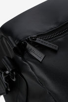 Pegador Strahan Logo Faux Leather Weekender Black Detailshot aus der Most Alive Kollektion für Herren