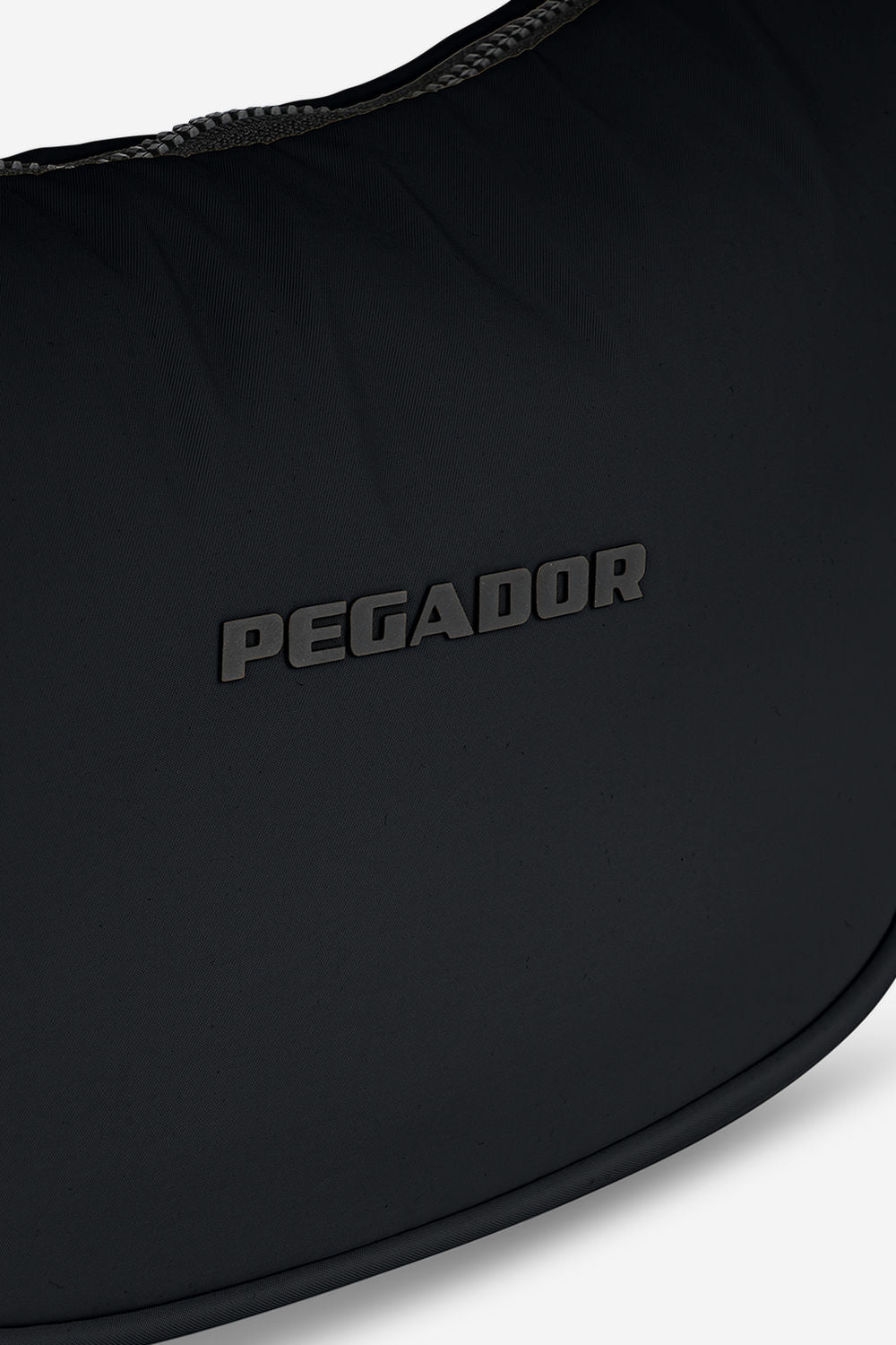 Pegador Sycamore Logo Nylon Shoulder Bag Black Detailshot aus der Next Wave Kollektion für Herren