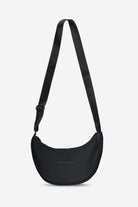 Pegador Sycamore Logo Nylon Shoulder Bag Black Detailshot aus der Next Wave Kollektion für Herren