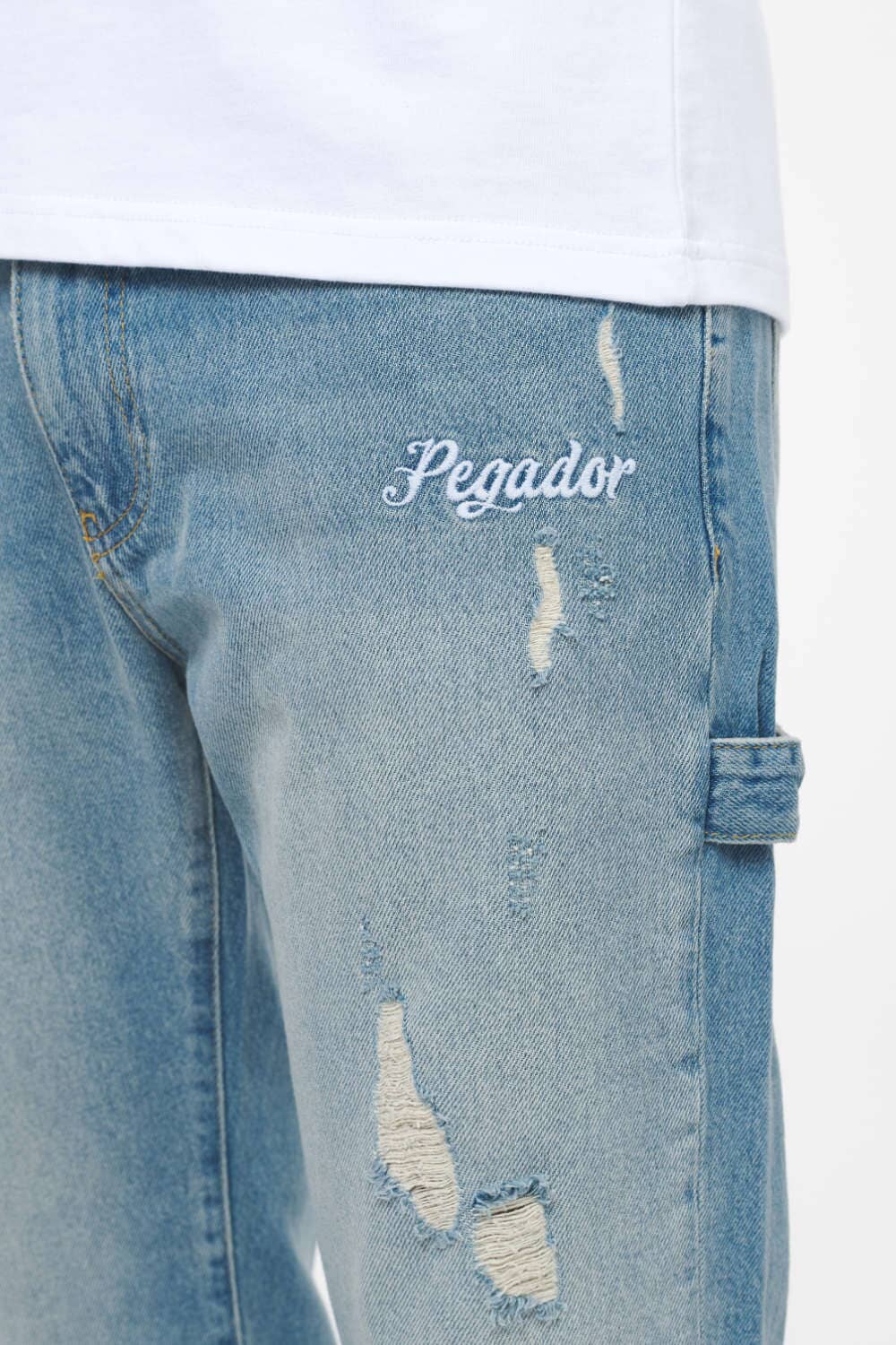 Pegador Alma Flared Jeans Washed Light Blue Detailshot aus der Trust The Process Kollektion für Herren