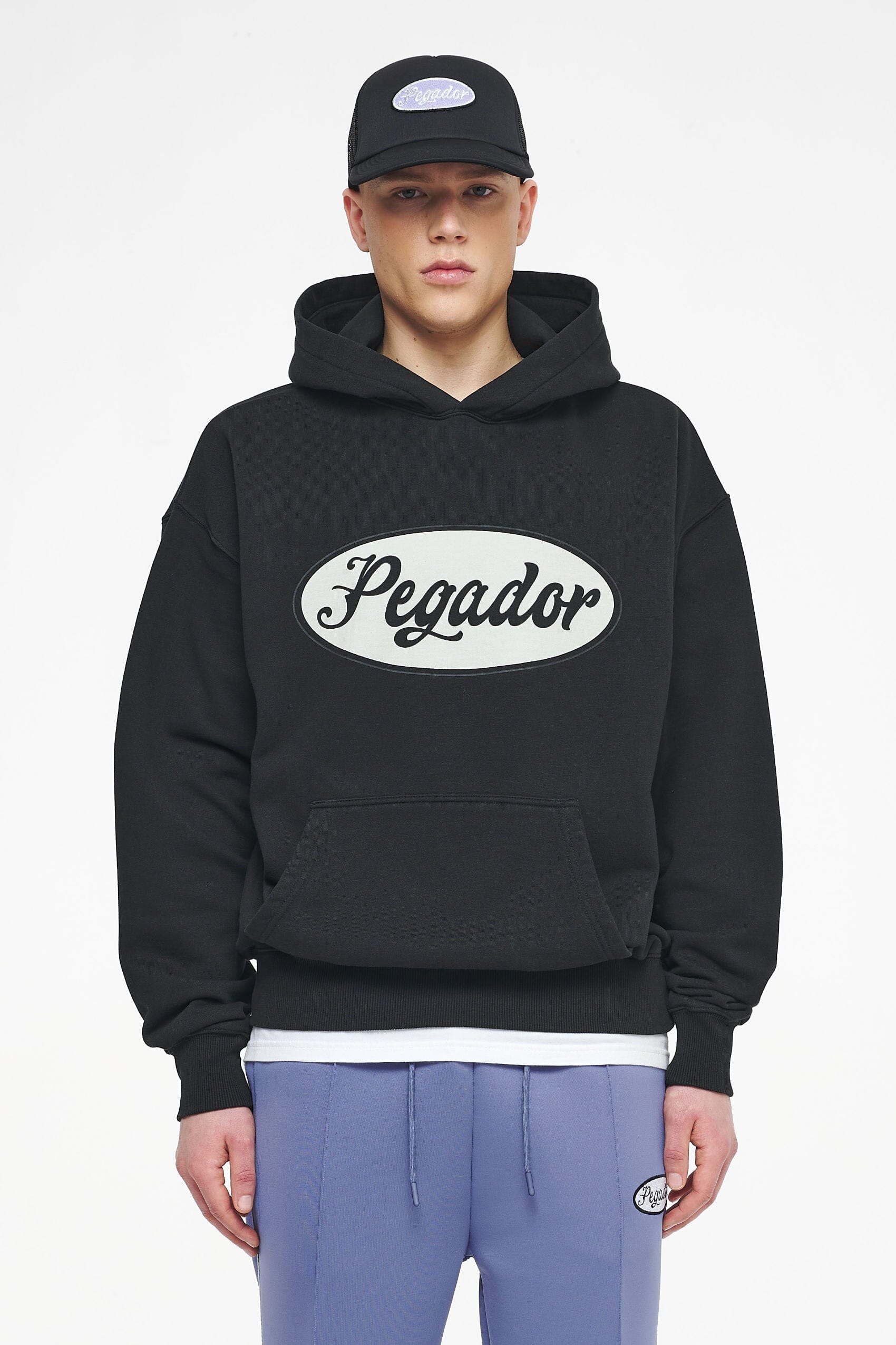 Pegador West Oversized Hoodie Vintage Washed Black Ink White Hauptansicht aus der Trust The Process Kollektion für Herren