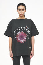 Pegador Zea Oversized Tee Vintage Washed Iron Grey Hauptansicht aus der Trust The Process Kollektion für DaHerren